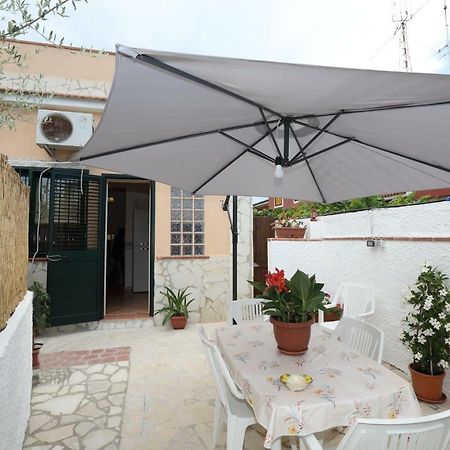 אבולה Casa Vacanze Ninfa מראה חיצוני תמונה