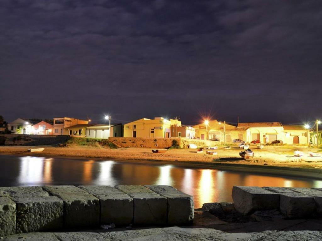 אבולה Casa Vacanze Ninfa מראה חיצוני תמונה